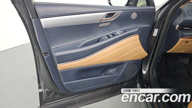 Genesis GV80 3.0 Diesel AWD 2022 — фото 24