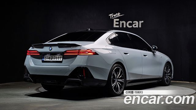 BMW 5 Series (G60) 530i xDrive M Sport 2024 — фото 2
