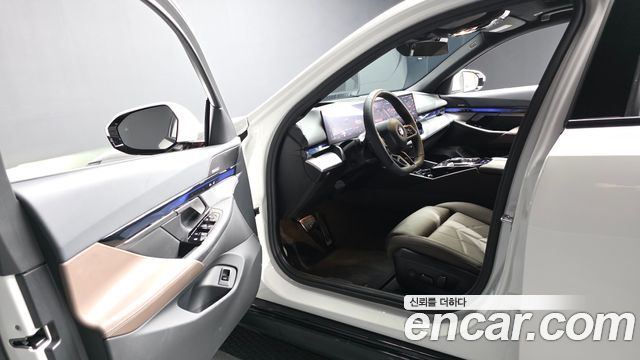 BMW 5 Series (G60) 520i M Sport 2025 — фото 10