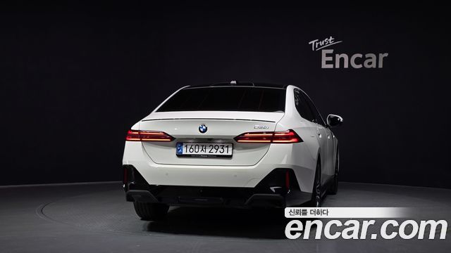 BMW 5 Series (G60) 520i Special Edition 2025 — фото 4