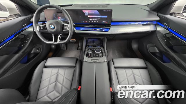 BMW 5 Series (G60) 520i Special Edition 2025 — фото 7