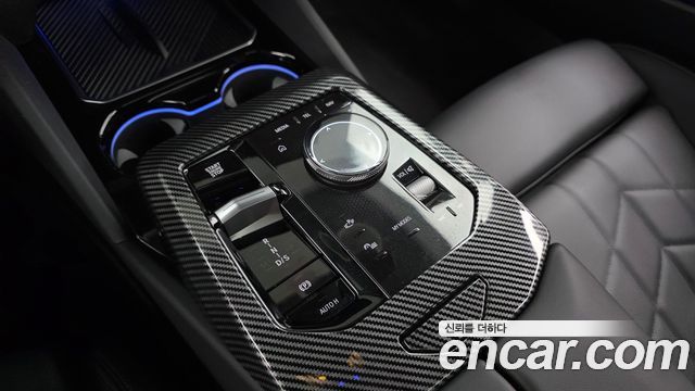 BMW 5 Series (G60) 520i Special Edition 2025 — фото 9