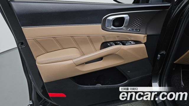 Kia Sorento (IV) Gasoline 2.5T 2WD Noblesse 2024 — фото 24