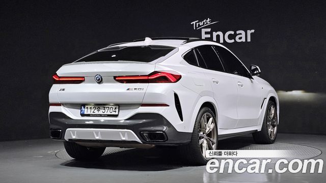 BMW X6 (G06) M50i 2023 — фото 2