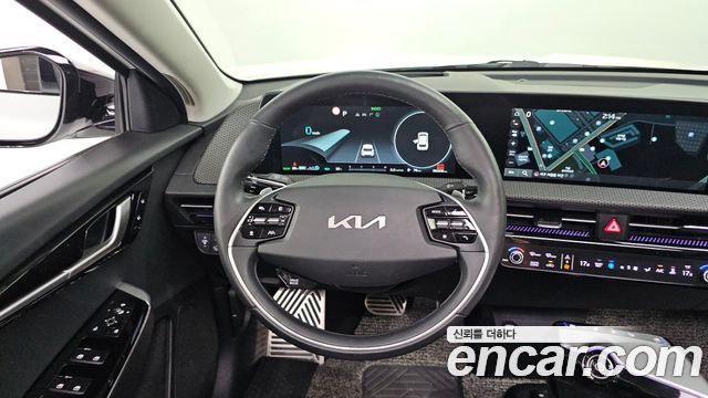 Kia EV6 Long Range Earth 2023 — фото 13