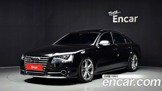 Audi S8 4.0 TFSI quattro D4