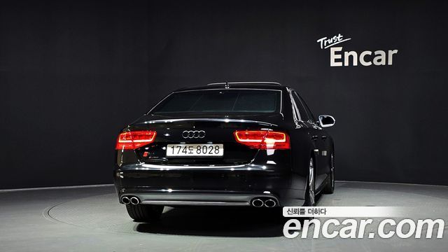 Audi S8 4.0 TFSI quattro D4 2014 — фото 4