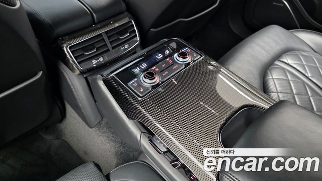 Audi S8 4.0 TFSI quattro D4 2014 — фото 20