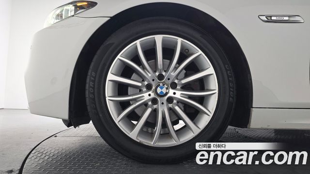 BMW 5 Series (F10) 520d Luxury 2014 — фото 5