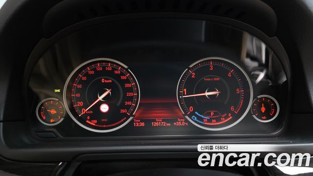 BMW 5 Series (F10) 520d Luxury 2014 — фото 8