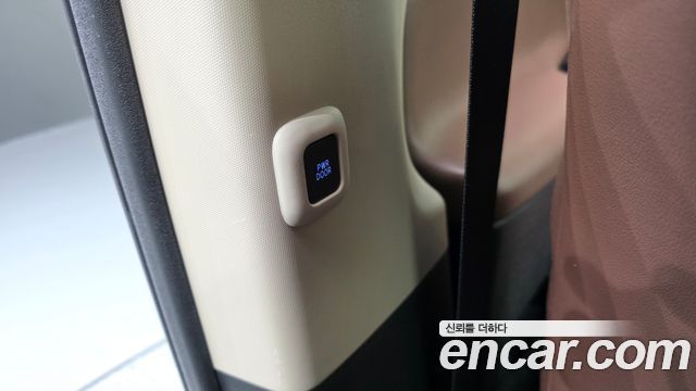 Toyota Sienna 3.5 AWD 2018 — фото 29