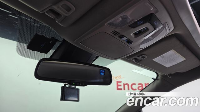 Toyota Sienna 3.5 AWD 2018 — фото 30