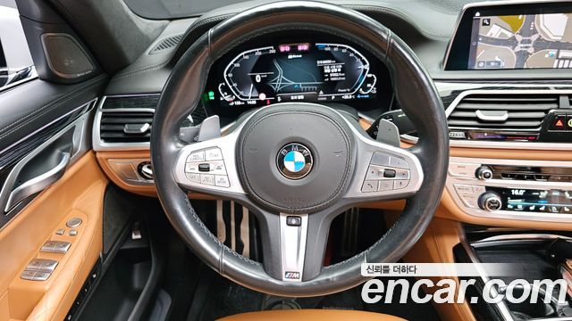 BMW 7 Series (G11) 745Le iPerformance M Sport 2021 — фото 12