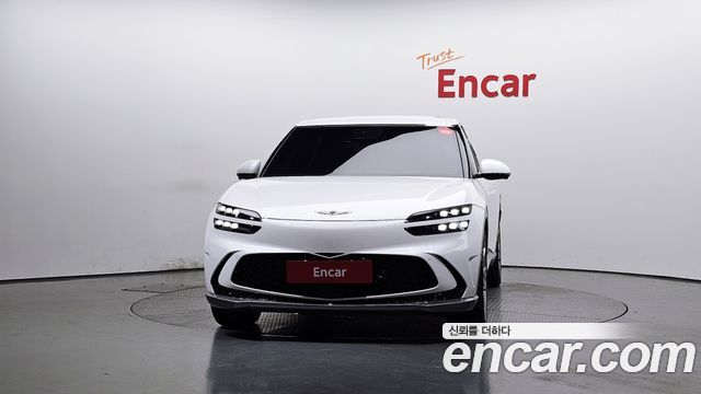 Genesis GV60 Standard AWD 2022 — фото 3