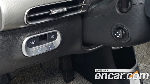Genesis GV60 Standard AWD 2022 — фото 20
