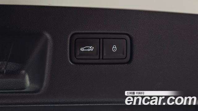 Genesis GV60 Standard AWD 2022 — фото 22
