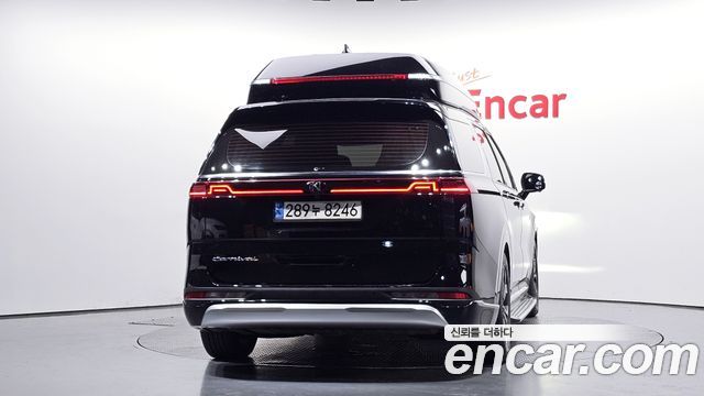 Kia Carnival (IV) Gasoline 9-seater Limousine(Special vehicle) 2021 — фото 4