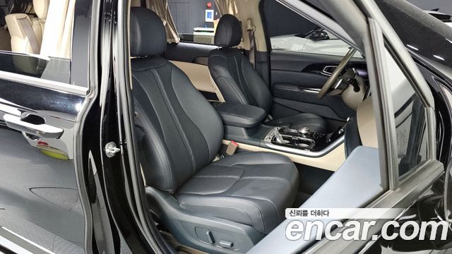Kia Carnival (IV) Gasoline 9-seater Limousine(Special vehicle) 2021 — фото 10