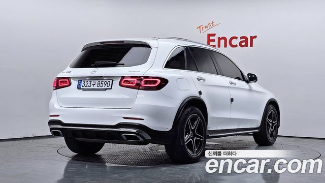 Mercedes-Benz GLC-Class (X253) GLC300 4MATIC 2022 — фото 2