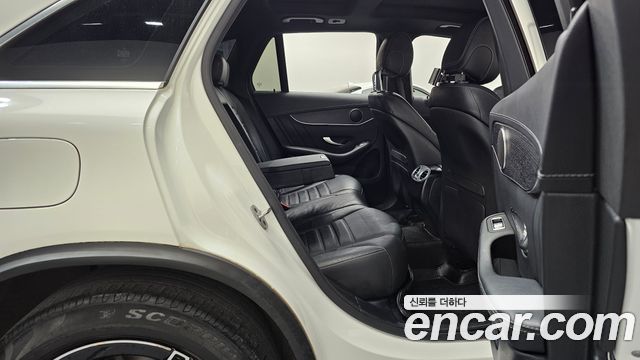 Mercedes-Benz GLC-Class (X253) GLC300 4MATIC 2022 — фото 11
