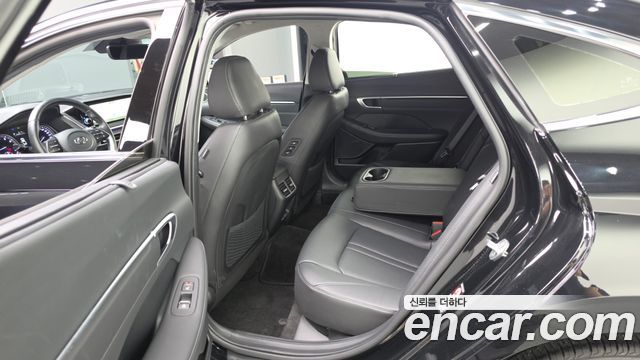 Hyundai Sonata (DN8) 2.0 Premium Plus 2022 — фото 11