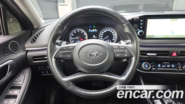 Hyundai Sonata (DN8) 2.0 Premium Plus 2022 — фото 13