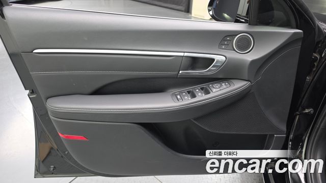 Hyundai Sonata (DN8) 2.0 Premium Plus 2022 — фото 24