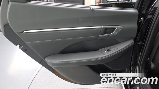 Hyundai Sonata (DN8) 2.0 Premium Plus 2022 — фото 25