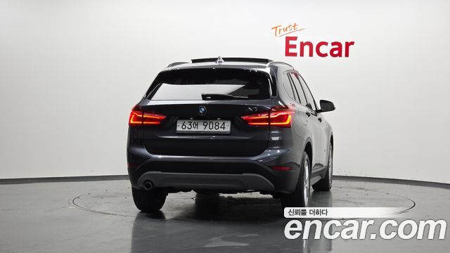 BMW X1 (F48) xDrive 18d 2016 — фото 4