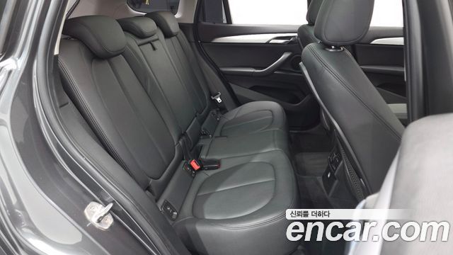 BMW X1 (F48) xDrive 18d 2016 — фото 12