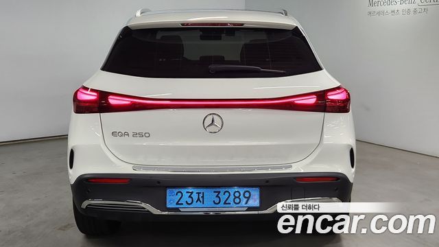 Mercedes-Benz EQA (H243) EQA250 AMG Line 2026 — фото 4