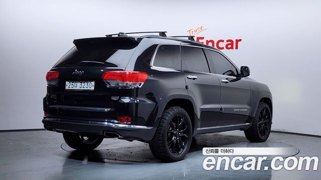 Jeep Grand Cherokee 3.0 Diesel Overland Summit WK2 2015 — фото 2