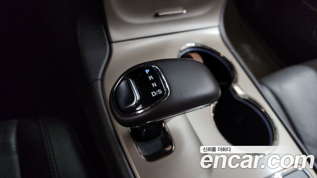 Jeep Grand Cherokee 3.0 Diesel Overland Summit WK2 2015 — фото 9
