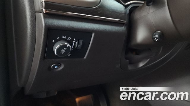 Jeep Grand Cherokee 3.0 Diesel Overland Summit WK2 2015 — фото 20