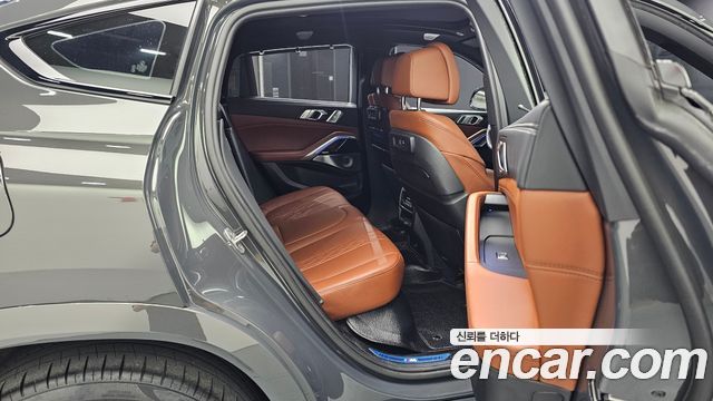 BMW X6 (G06) xDrive40d M Sport Online Exclusive 2022 — фото 12