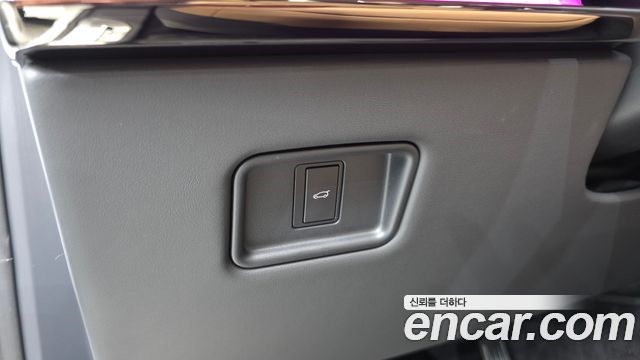 Land Rover Range Rover Sport (III) P360 HSE Dynamic 2025 — фото 30
