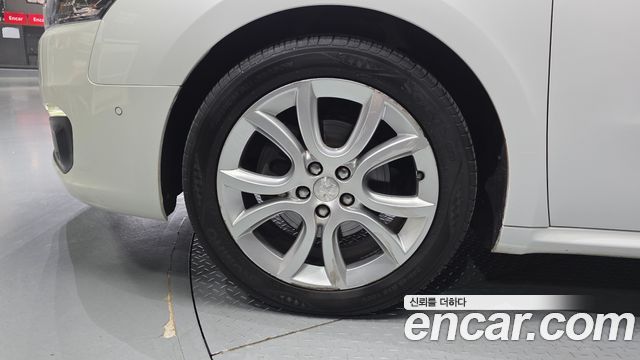 Peugeot 508 2.0 Allure First Generation 2015 — фото 5