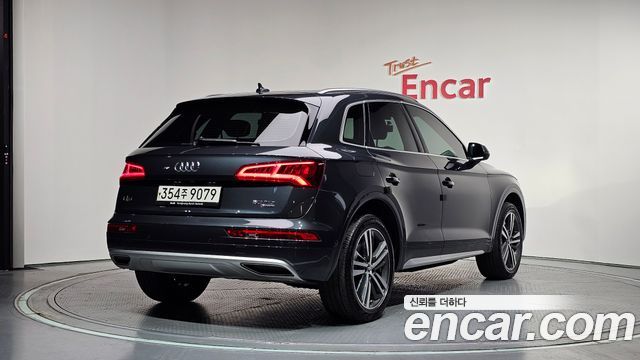 Audi Q5 (FY) 50 TDI Quattro Premium 2020 — фото 2