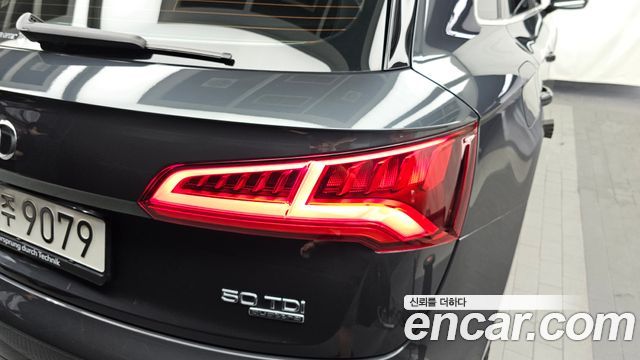 Audi Q5 (FY) 50 TDI Quattro Premium 2020 — фото 23