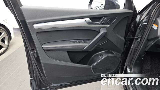 Audi Q5 (FY) 50 TDI Quattro Premium 2020 — фото 24