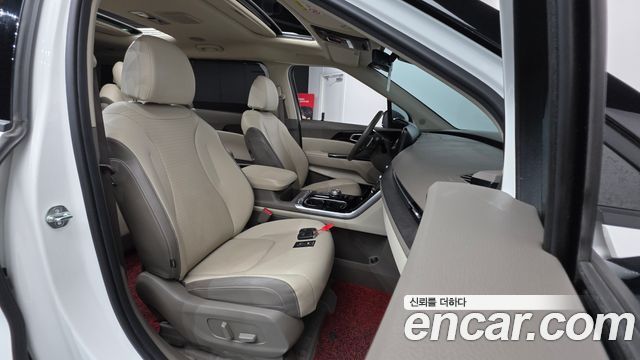 Kia Carnival (IV) Diesel 7-Seater Signature 2023 — фото 10