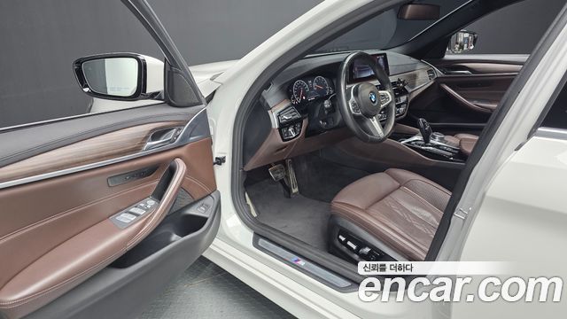 BMW 5 Series (G30) 530i M Sport Package Plus 2019 — фото 10