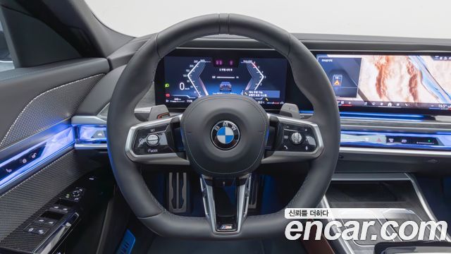 BMW 7 Series (G70) 740d xDrive M Sport 2024 — фото 16