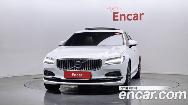 Volvo S90 B5 Ultimate Bright 2023 — фото 3