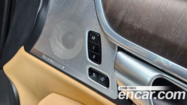 Volvo S90 B5 Ultimate Bright 2023 — фото 20