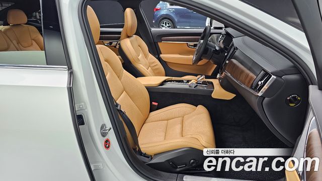 Volvo S90 B5 Ultimate Bright 2023 — фото 26