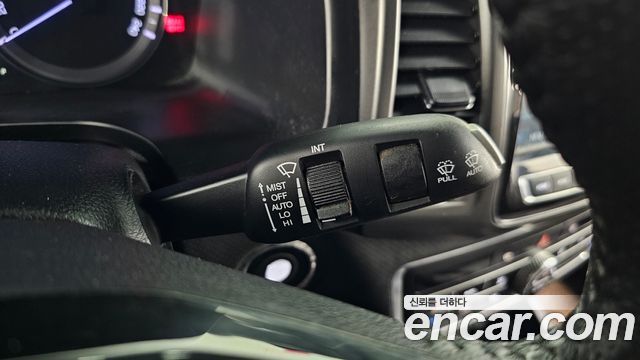 KG Mobility (SsangYong) Rexton Sports Khan Diesel 2.2 4WD Prestige 2021 — фото 17