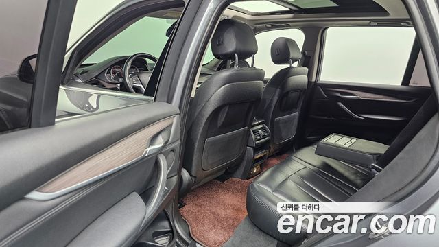 BMW X5 (F15) xDrive 30d 2015 — фото 11