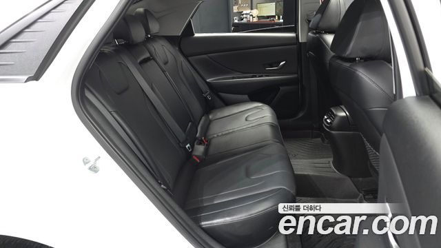 Hyundai Avante (CN7) 1.6 Inspiration 2021 — фото 12