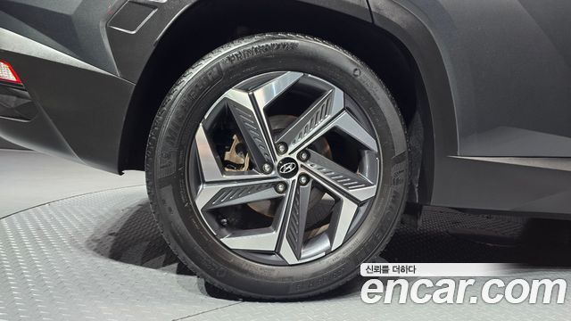 Hyundai Tucson (NX4) Gasoline 1.6 Turbo 2WD Inspiration 2021 — фото 5